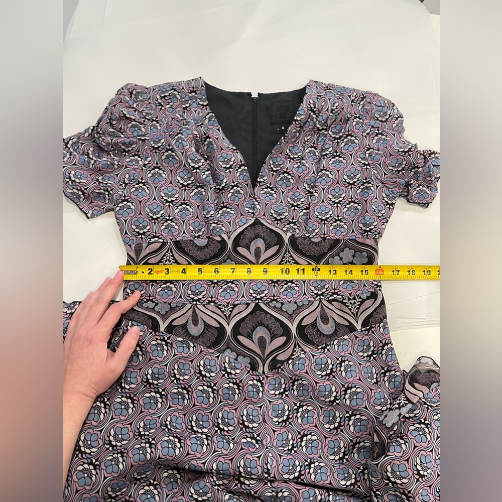 Vintage Anna Sui multi fabric silk dress w/ shaped shoulders & Lined Size 6